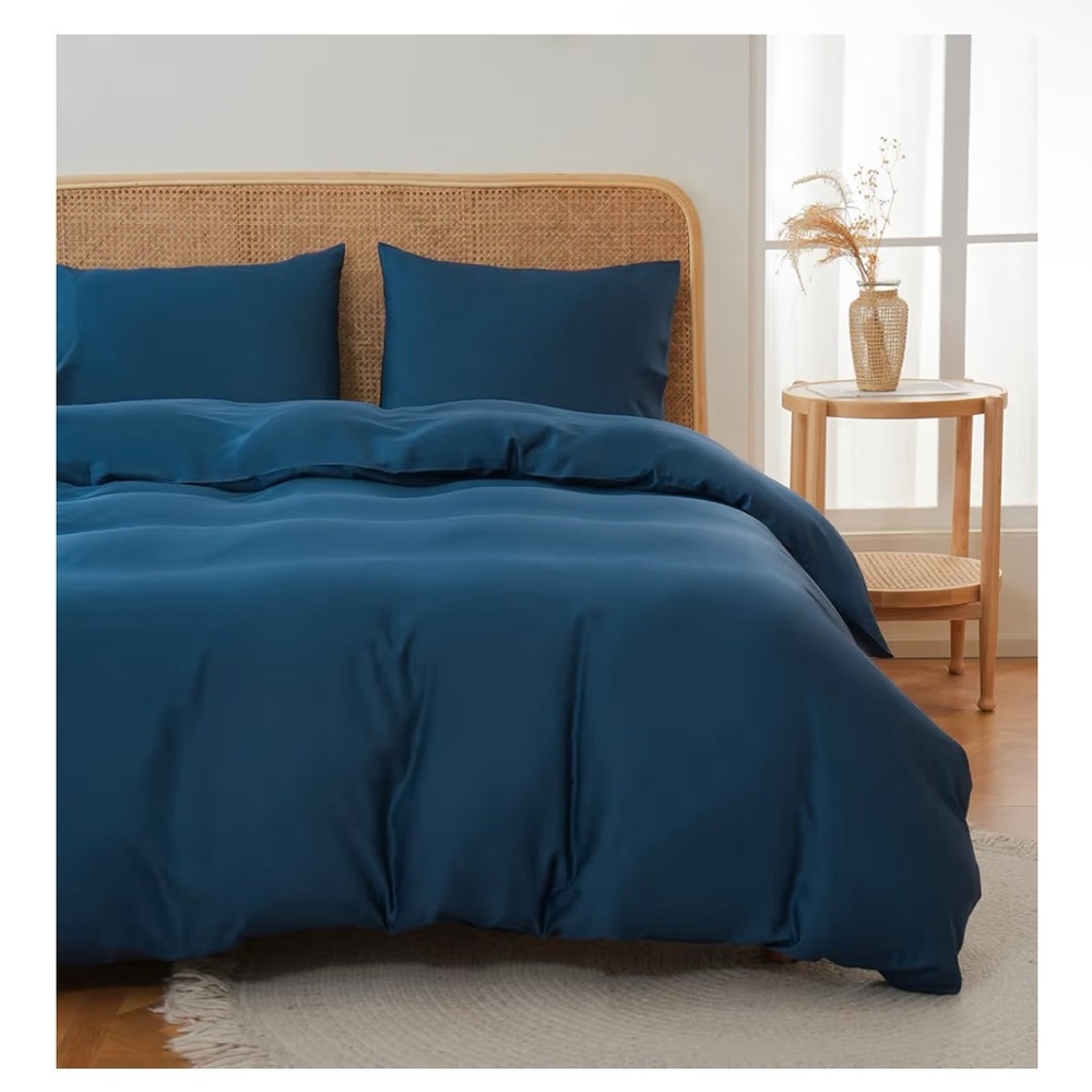100% Rayon from bamboo duvet and shams